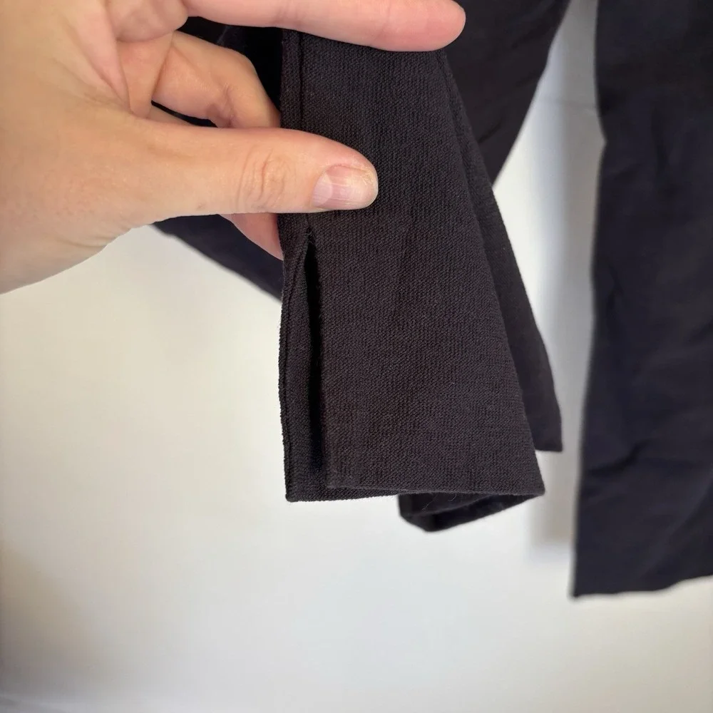 Eileen Fisher Slim Ankle Pants Medium Black Stretch Crepe Classic Quiet Luxury